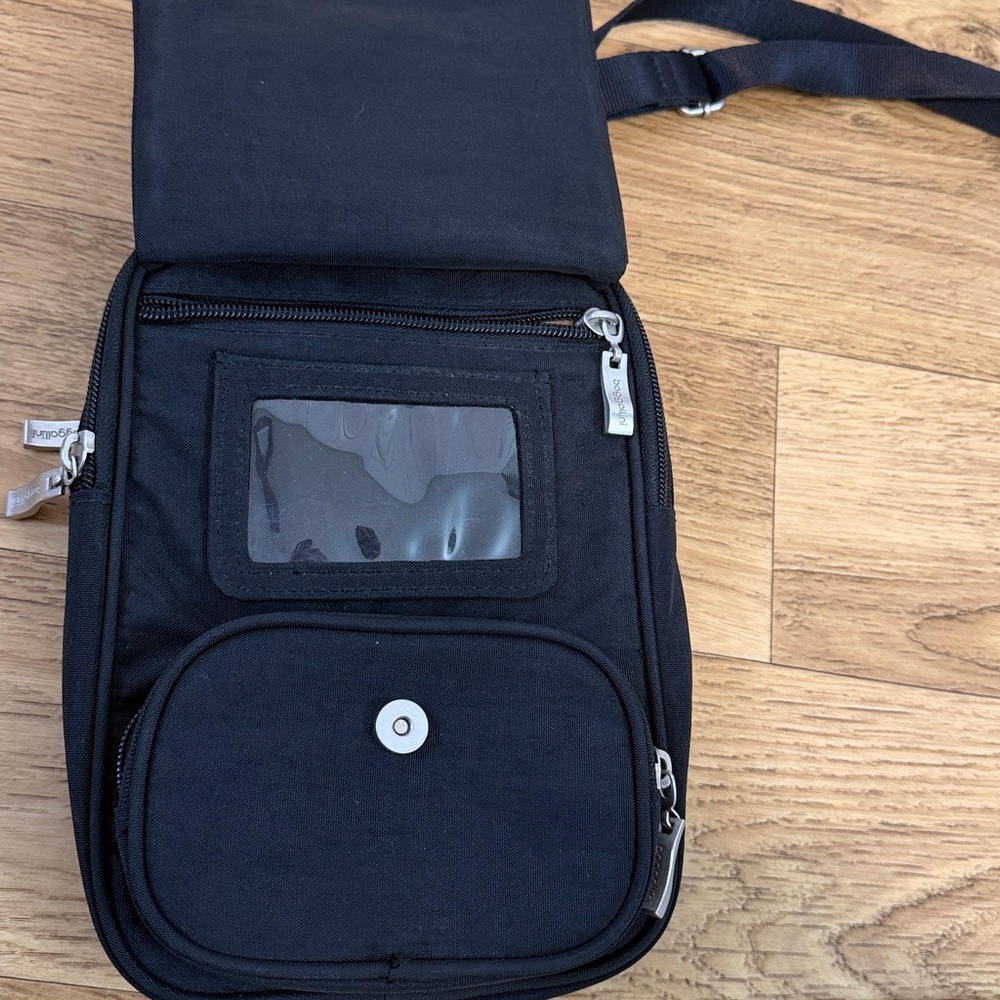 Bagallini crossbody - Picture 4 of 6